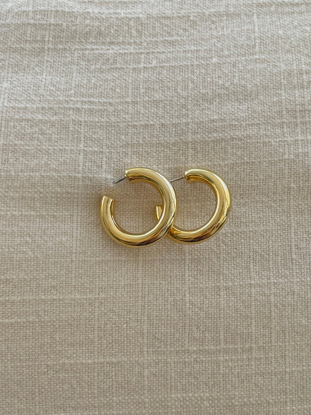 TUBULAR EARRINGS