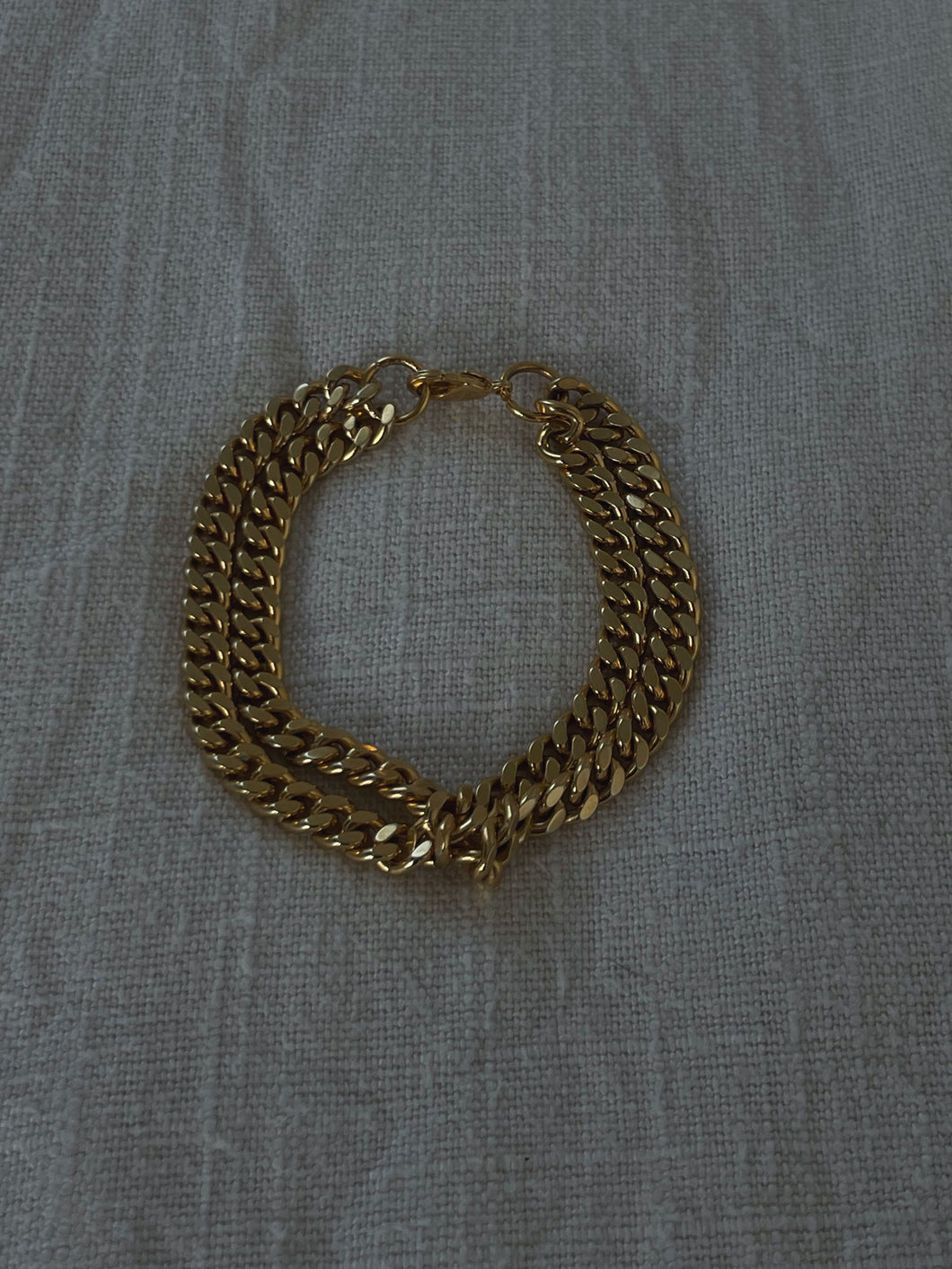 CAPNELLA BRACELET