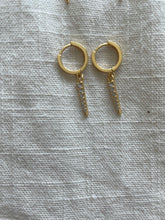 Load image into Gallery viewer, PAPYRUS EARRINGS - Eleva the Label
